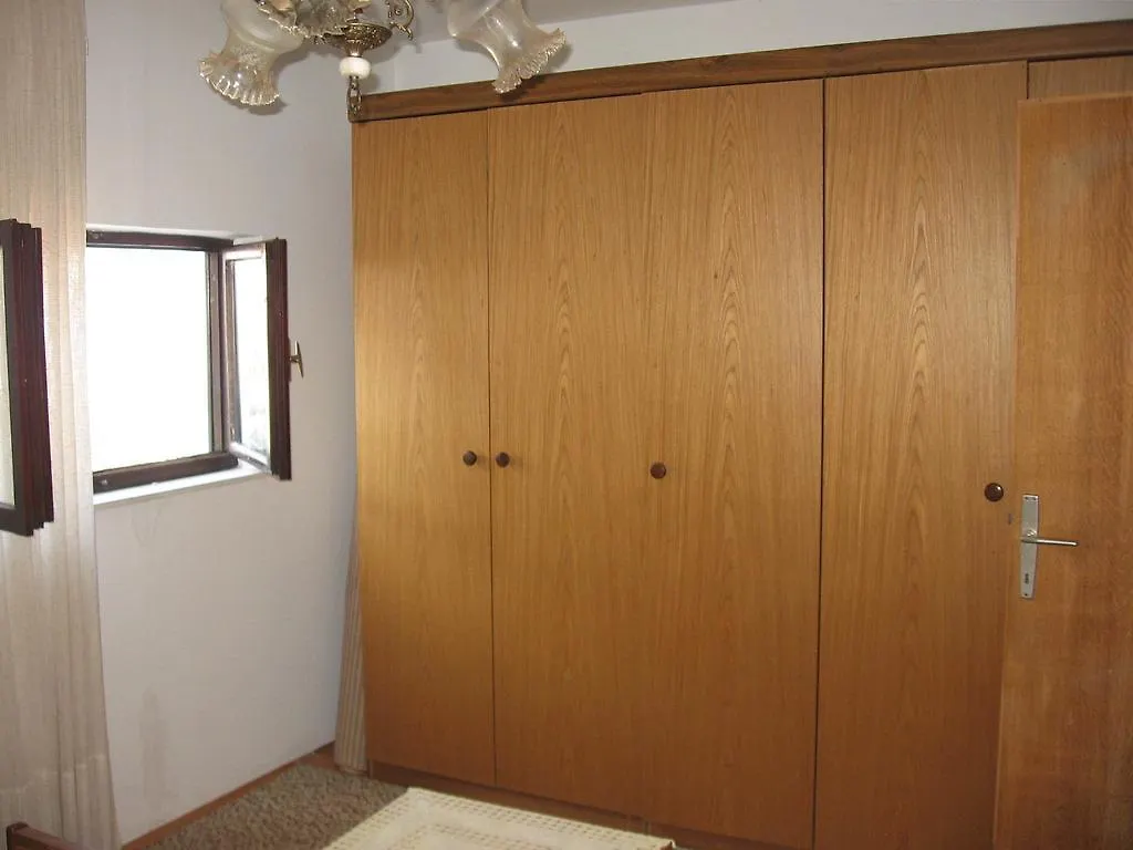 Apartments Jelincic Трогир